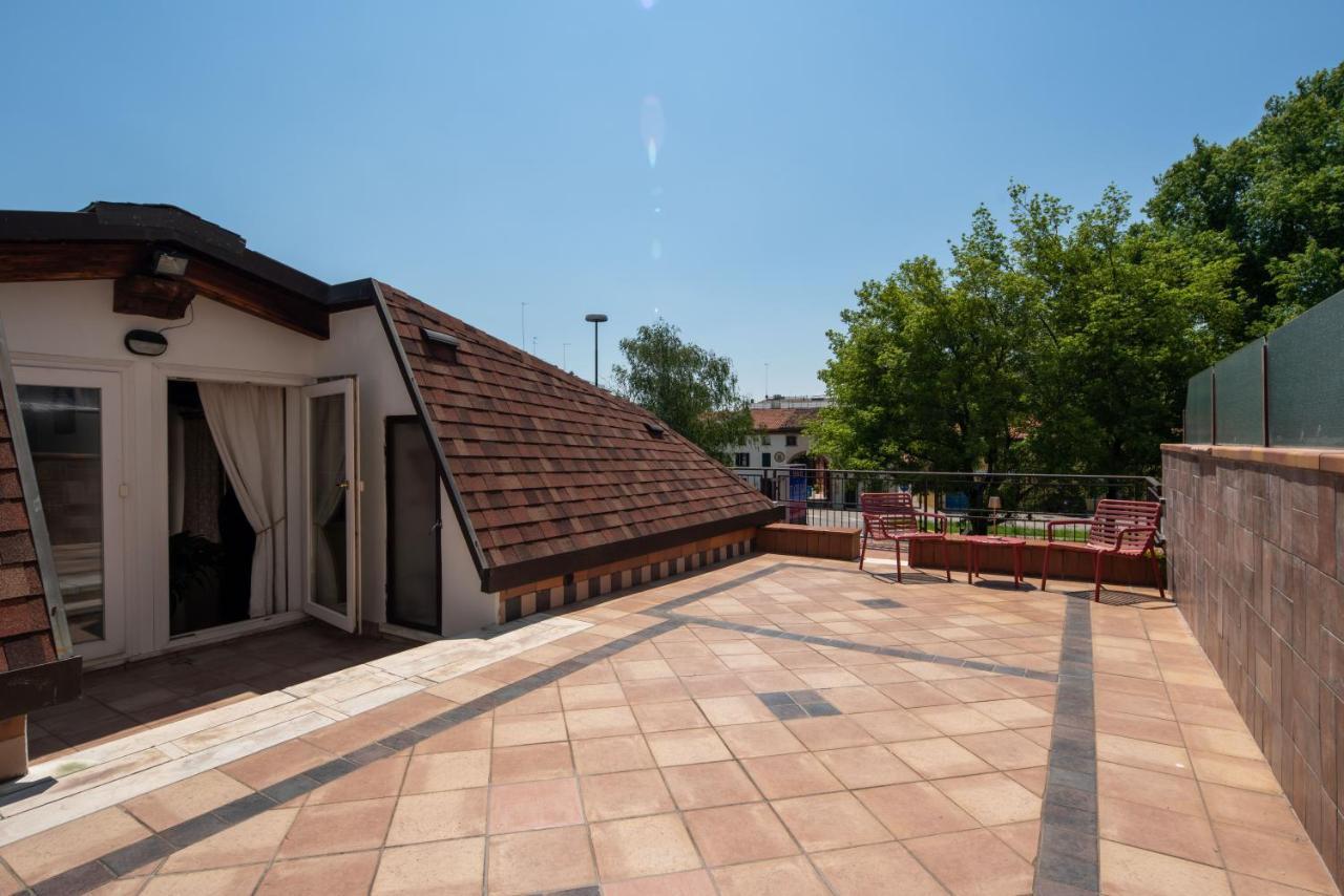 7° Cielo Apartment - Venezia - Mestre With Terrace Exteriör bild