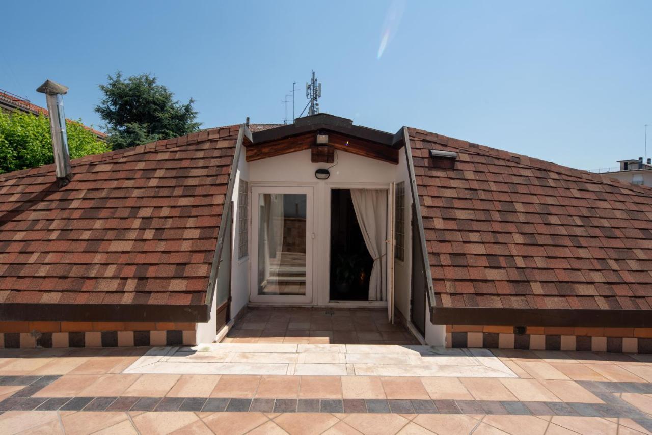 7° Cielo Apartment - Venezia - Mestre With Terrace Exteriör bild